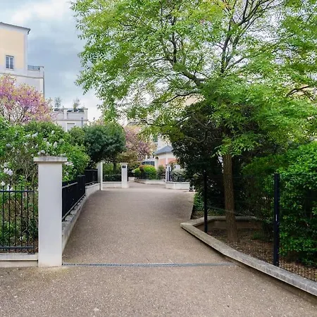Paris Marne Elegant